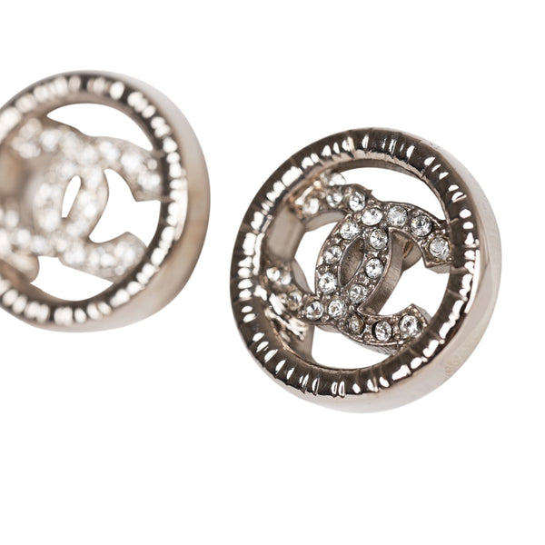 Chanel Silver CC Circle Stud Earrings – Madison Avenue Couture