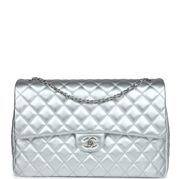 CHANEL ボディバッグ　シルバー Chanel 19 Maxi Lamb Silver | SACLÀB