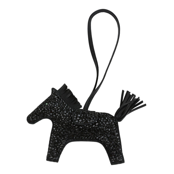 H-CH-250610-3-02_f93b8d3a-ec5c