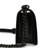 Pre-owned Chanel Medium Iridescent Chevron Boy Bag Black, Multicolored Calfskin Black Hardware - Thumbnail View 3