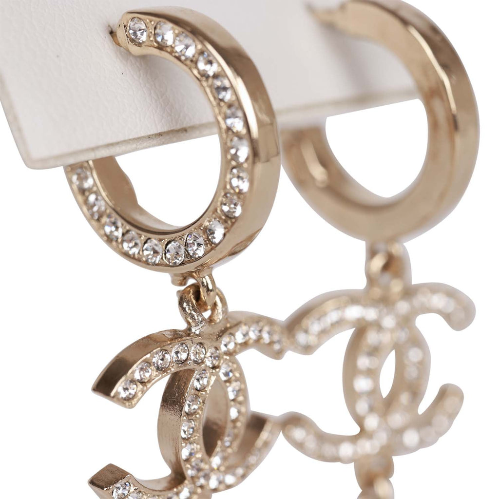 Chanel Pink Crystal CC Pendant Earrings – Madison Avenue Couture