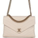 Pre-owned Chanel Envelope Shoulder Flap Bag Ivory Chevron Lambskin Light Gold Hardware