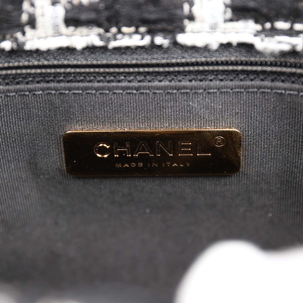 CHANEL Lambskin Quilted Medium Chanel 19 Flap Grey 486732