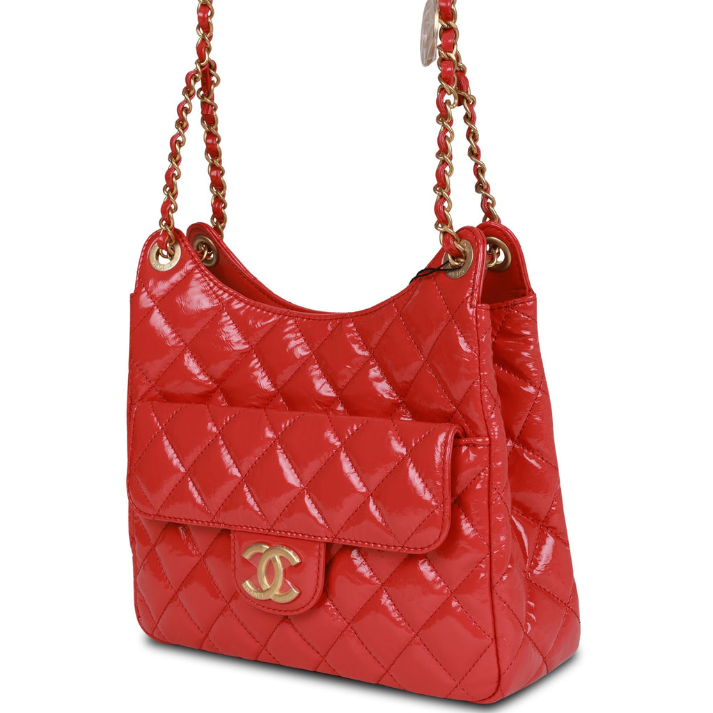 Chanel Quilted CC Hobo Bag Red Shiny Crumpled Calfskin Antique