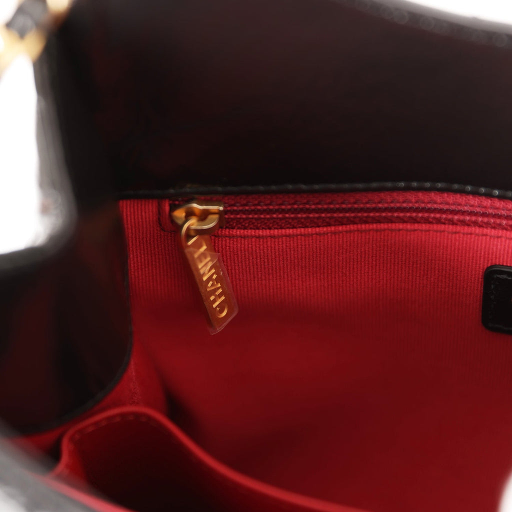 Hobo handbag, Shiny crumpled calfskin & gold-tone metal, red — Fashion