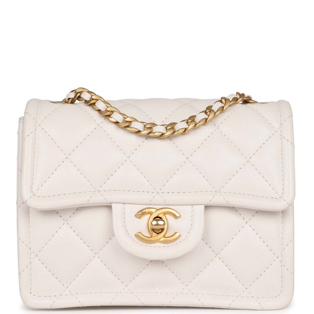 Chanel Lambskin Leather and Snake Skin Small Mixed Patchwork Mint Green Flap  Bag - Luxury In Reach
