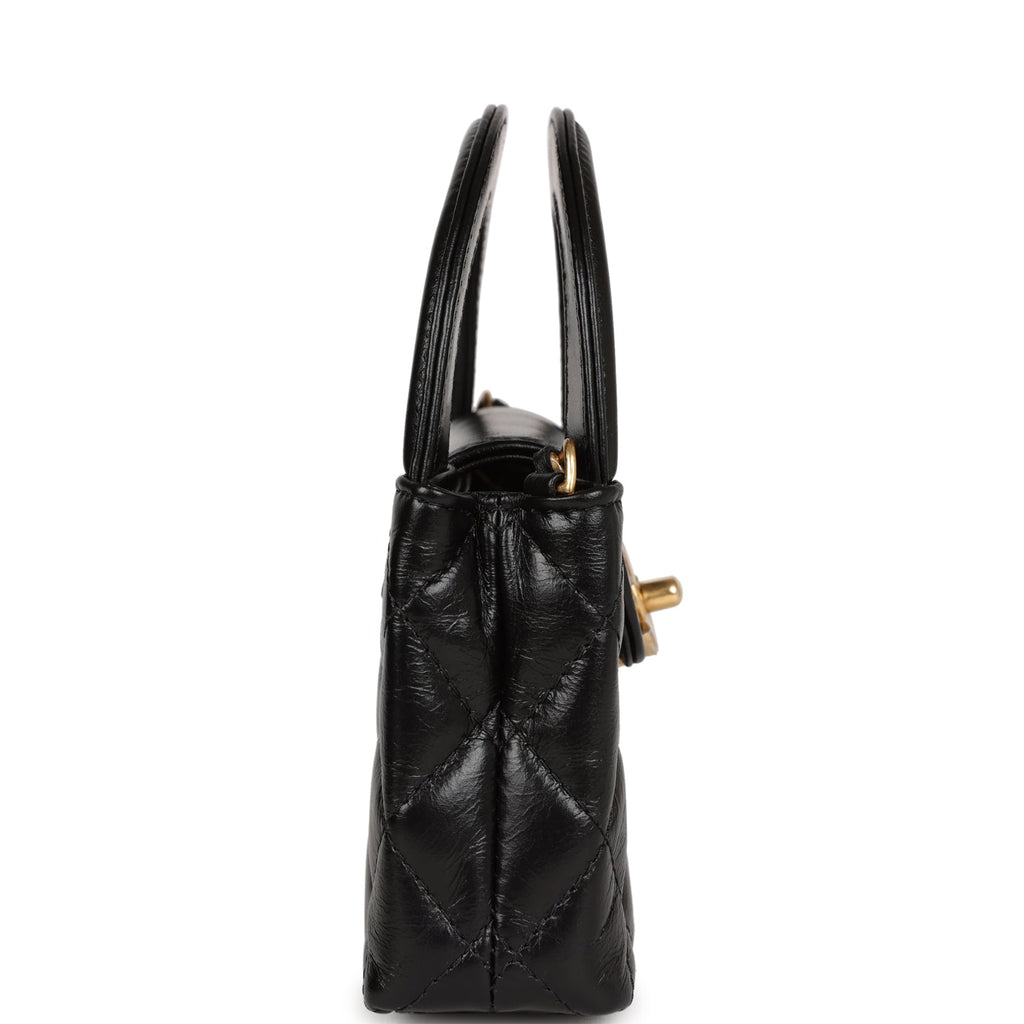 Chanel Black Quilted Crumpled Calfskin Leather Wavy Hobo Bag - Yoogi's  Closet