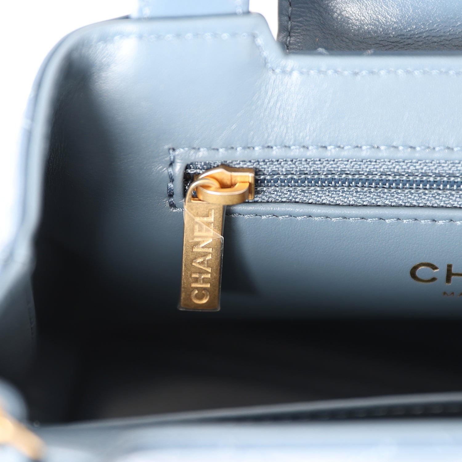 cc 24a nano 19cm kelly shopper bag cloud blue lambskin