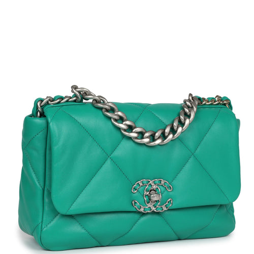 Chanel Medium 19 Flap Green Lambskin Mixed Metal Hardware
