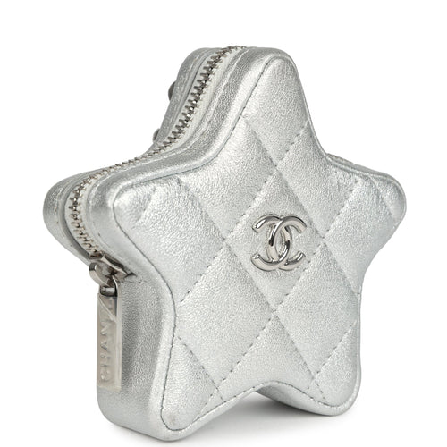 Chanel Walk Of Fame Star Clip-On Coin Purse Metallic Silver Goatskin Silver Hardware