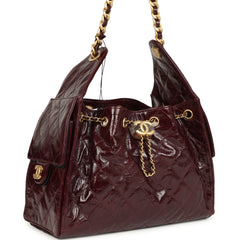 Chanel Small 25 Hobo Bag Burgundy Shiny Aged Crumpled Calfskin Antique Gold Hardware