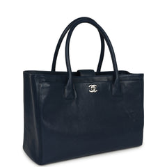 Pre-owned Chanel Medium Executive Cerf Tote Bag Navy Grained Calfskin Silver Hardware
