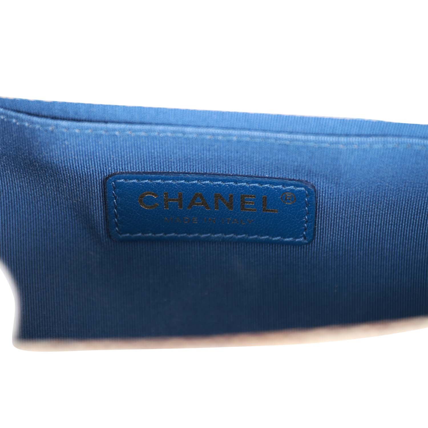 CHANEL 25S BOY BAG 25 IN BLUE CAVIAR