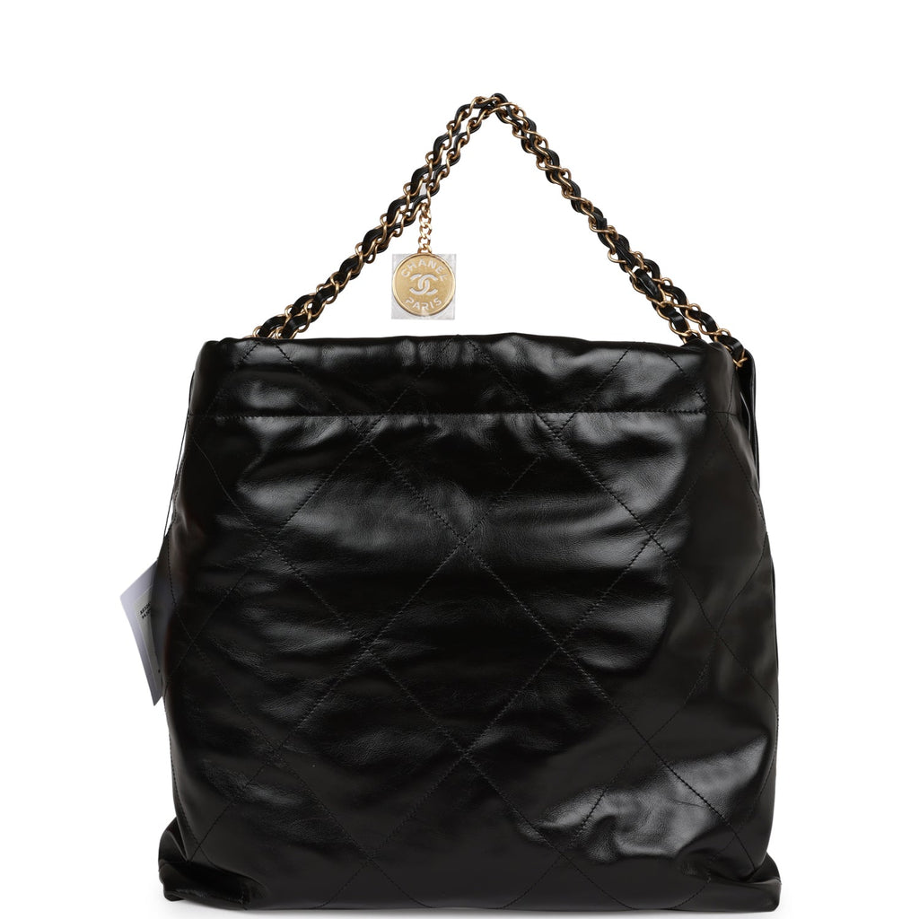 Flagship StoresClassic handbag, Lambskin & gold-tone metal, black —  Fashion, CHANEL, chanel medium classic caviar flap