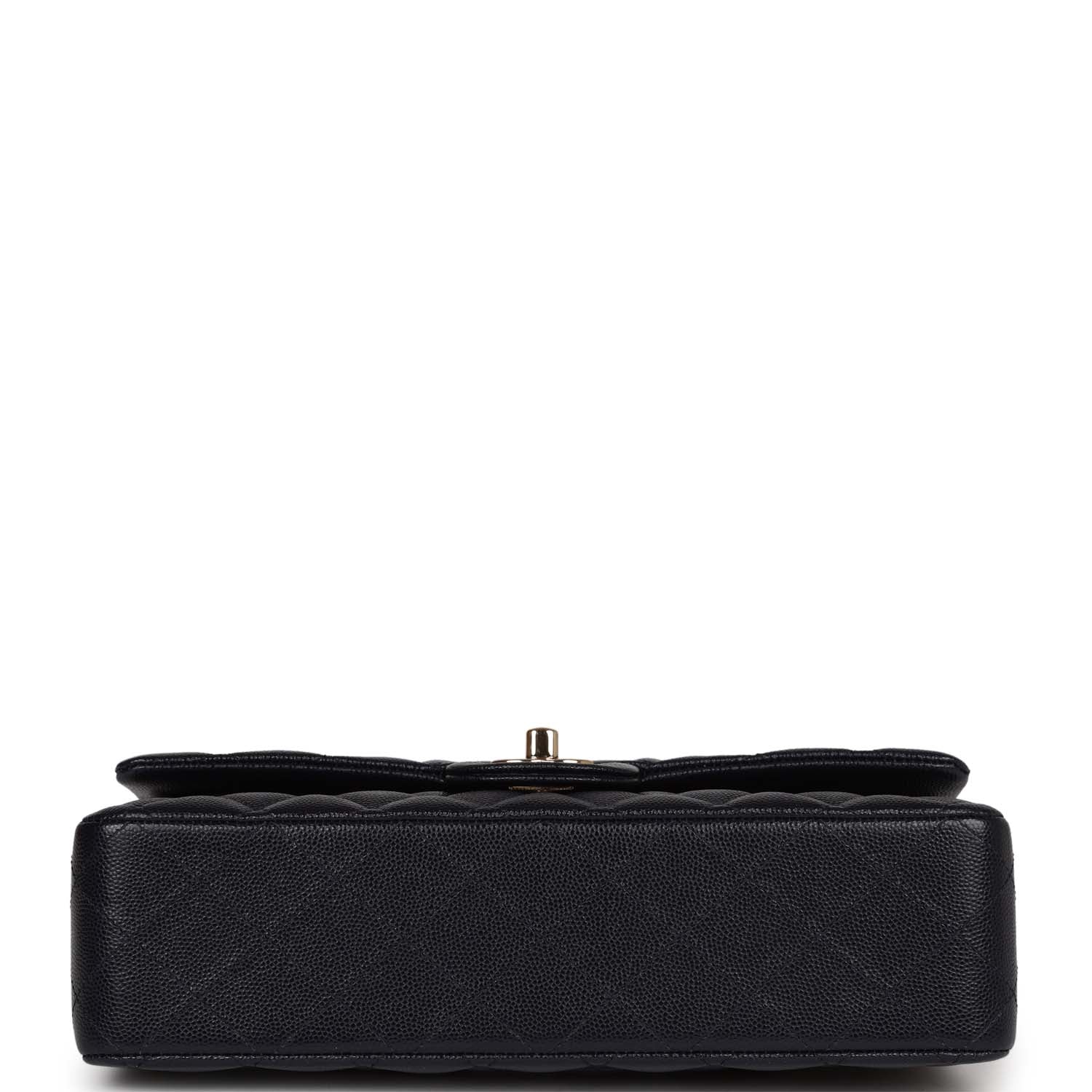FLAP BAG MEDIUM 25CM RED CAVIAR GOLD HARDWARE