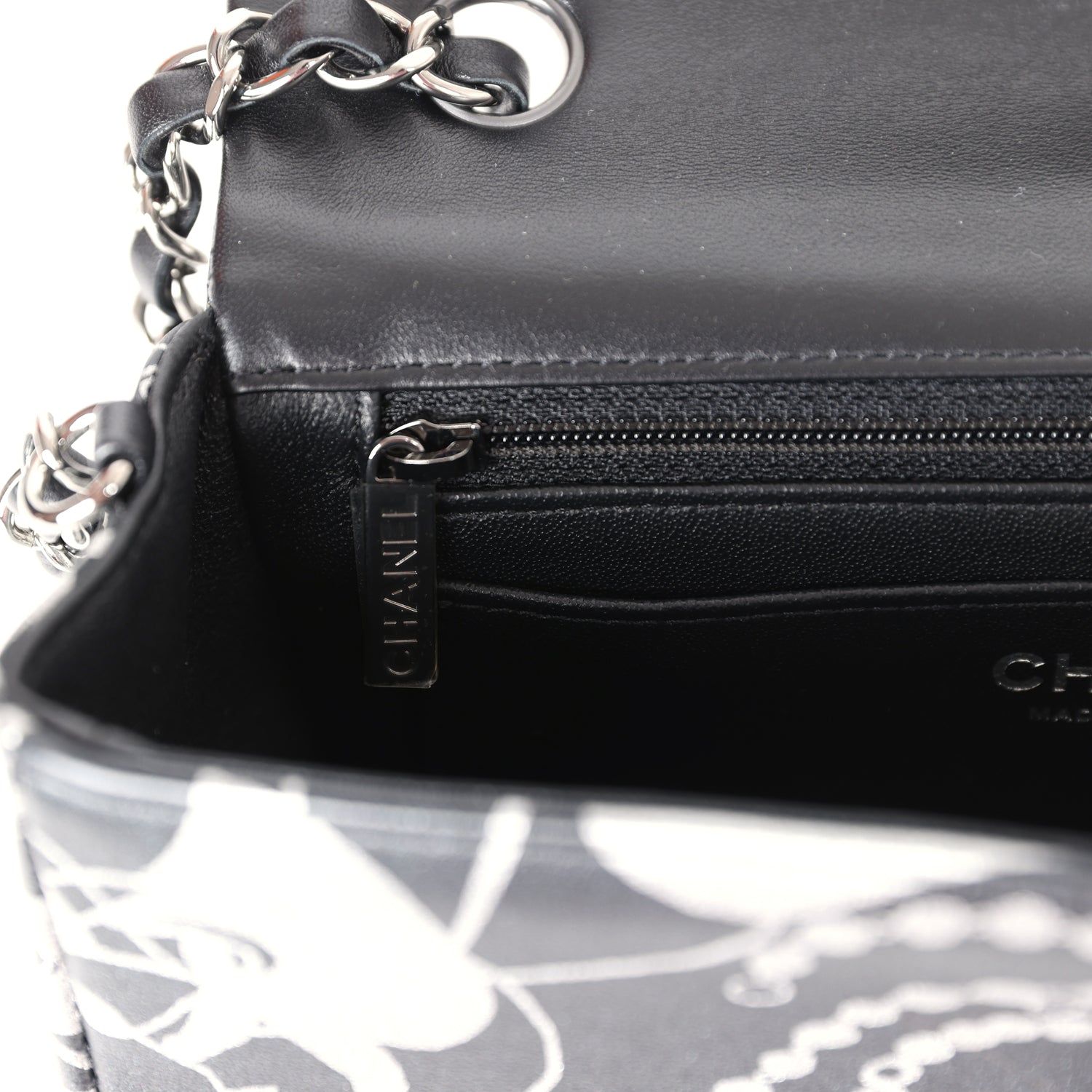 MINI RECTANGLE FLAP BAG 20CM RED LAMBSKIN SILVER HARDWARE