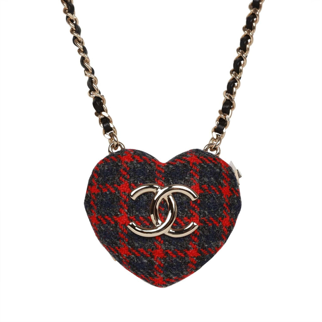 Vintage Chanel 95P Heart Logo Pendant Necklace For Sale at 1stDibs
