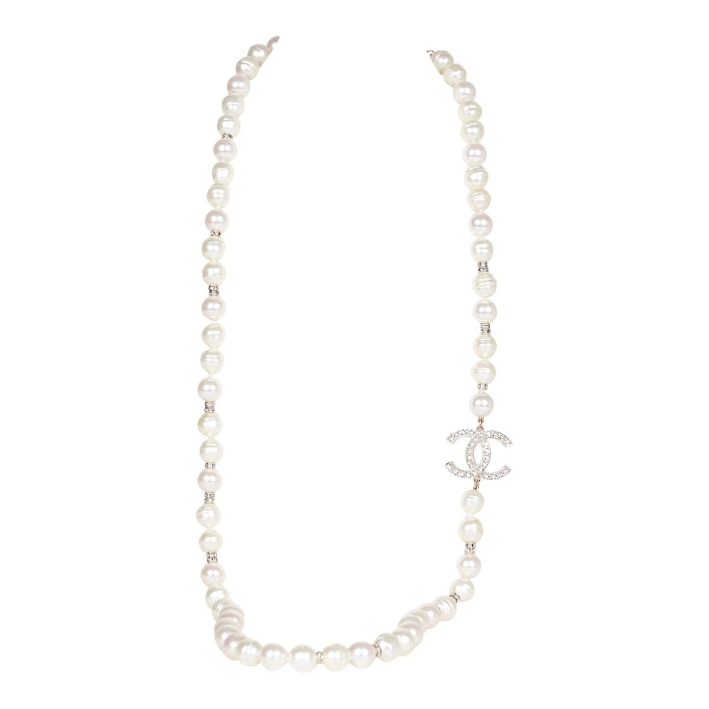 Guaranteed Authentic Gucci Faux Pearl Necklace with Ribbon with Feline –  vetoben.com