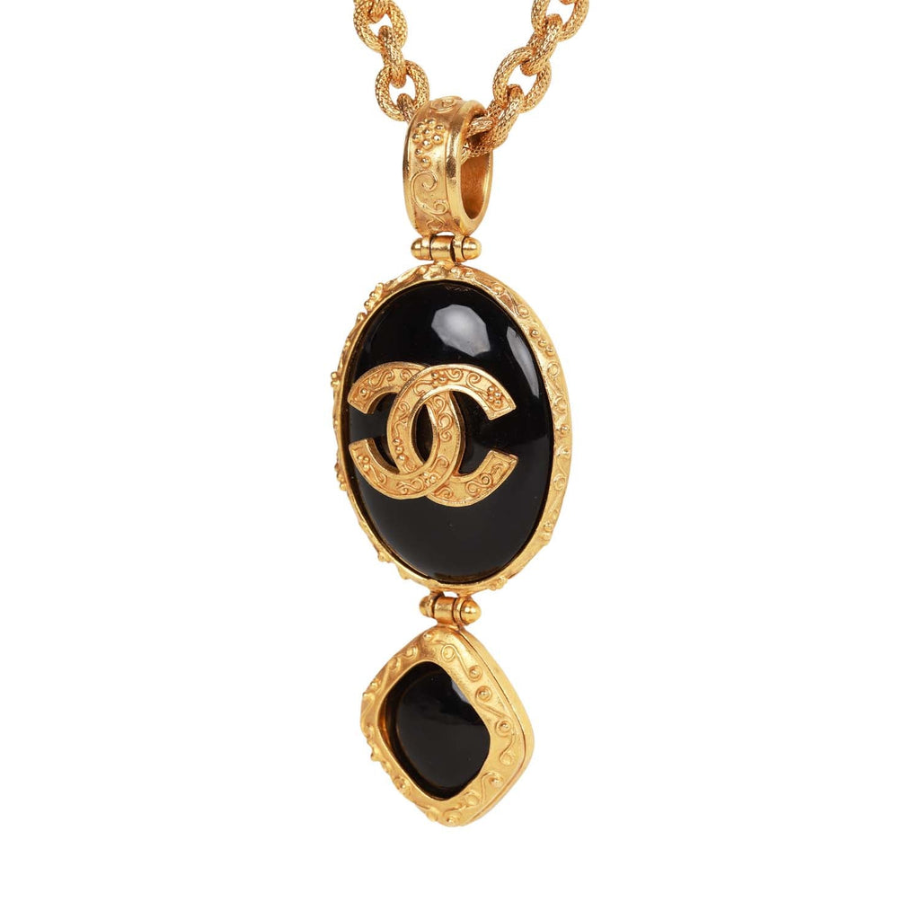 Vintage Chanel Gold Embossed CC Logo Pendant Necklace – Madison