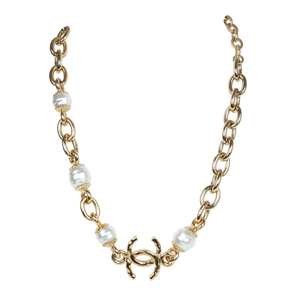 Chanel CC Gold Pearl Necklace Gold Hardware