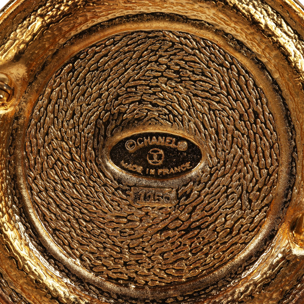 Chanel Gold 'CC' Turnlock Pin Medium Q6J0NM17D7068