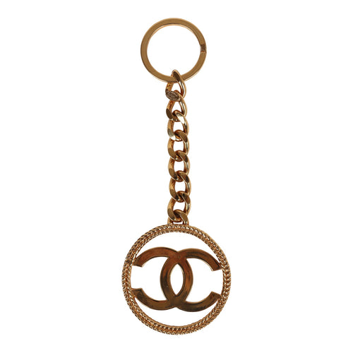 Vintage Chanel 24K Gold Plated CC in Circle Keychain