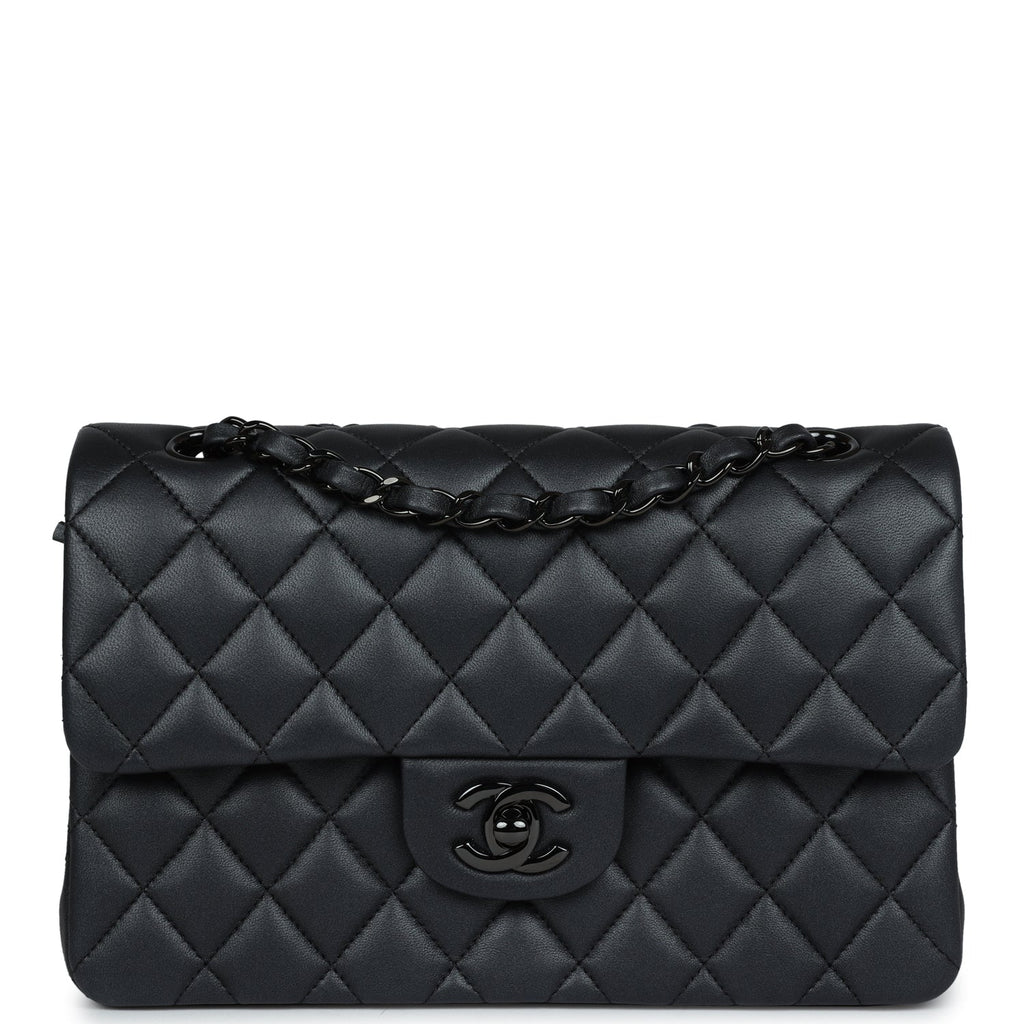 CHANEL Lambskin Quilted Small Single Flap Black 1365074 | FASHIONPHILE