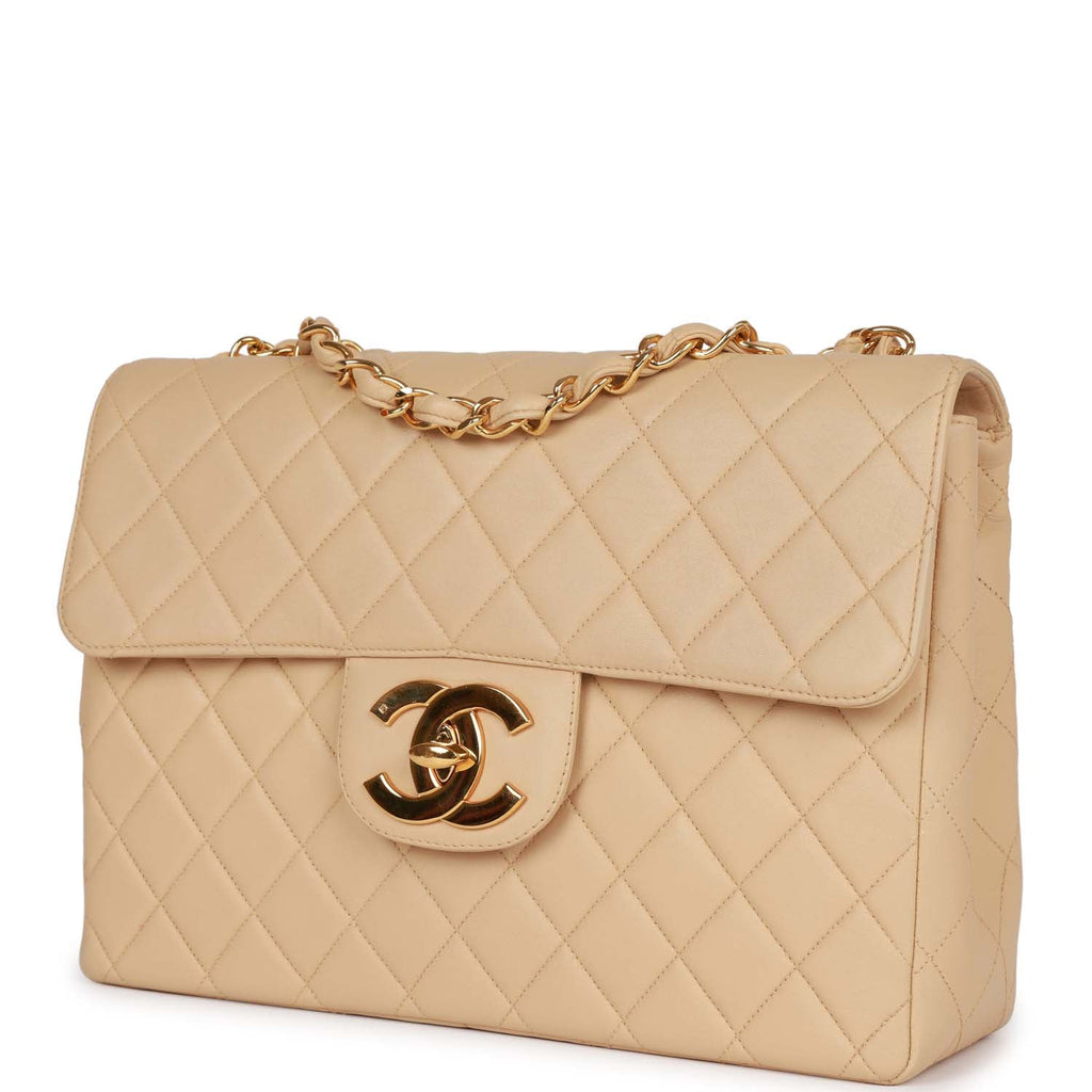 sammenbrud Stien Absorbere Vintage Chanel XL Jumbo Flap Bag Beige Lambskin Gold Hardware – Madison  Avenue Couture