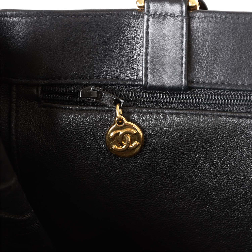 Chanel Executive Tote Bag White Leather Handbag Golden Hardware Caviar