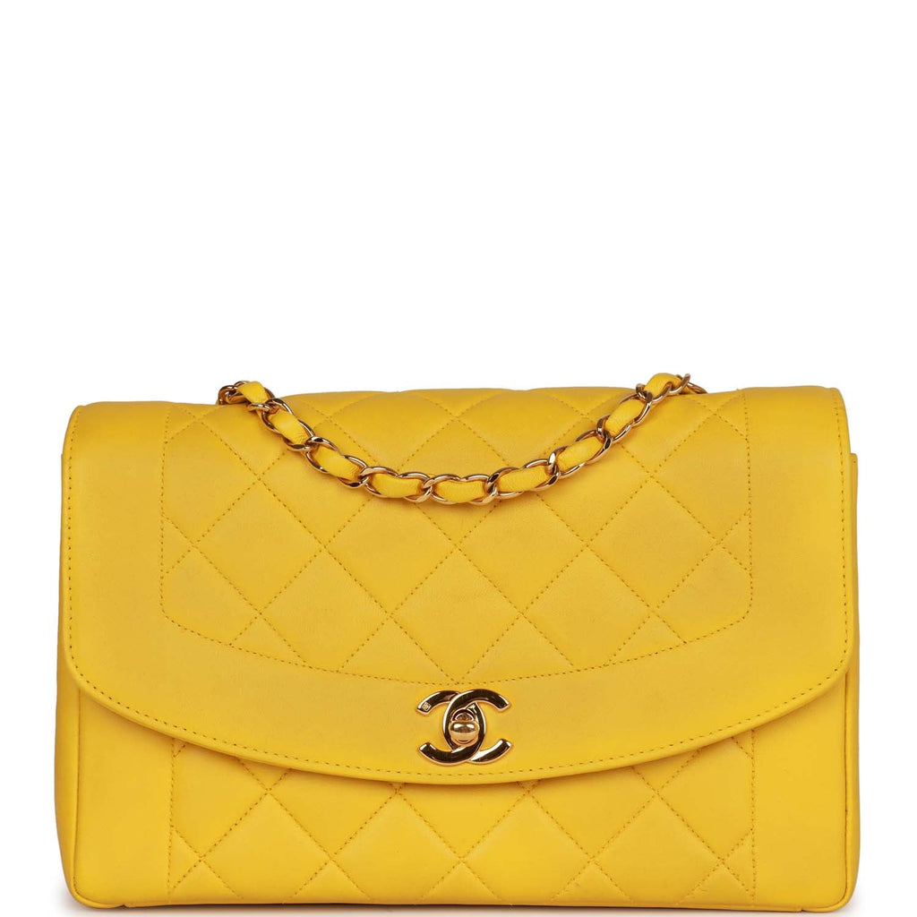 Chanel Diana Shoulder bag 393743, wiley yellow shoulder bag