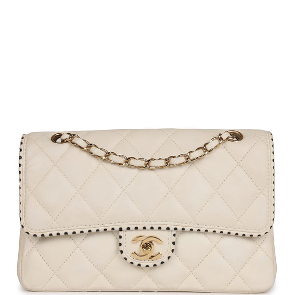 Pre-owned Chanel Jumbo Classic Double Flap Bag Beige Caviar Gold Hardw –  Madison Avenue Couture