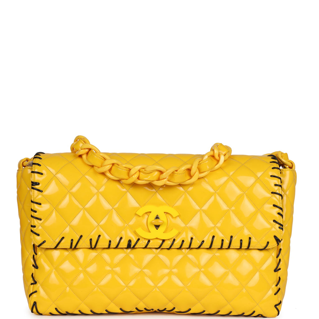Chanel 1991-1994 Gold Lambskin Vanity Shoulder Bag in Yellow