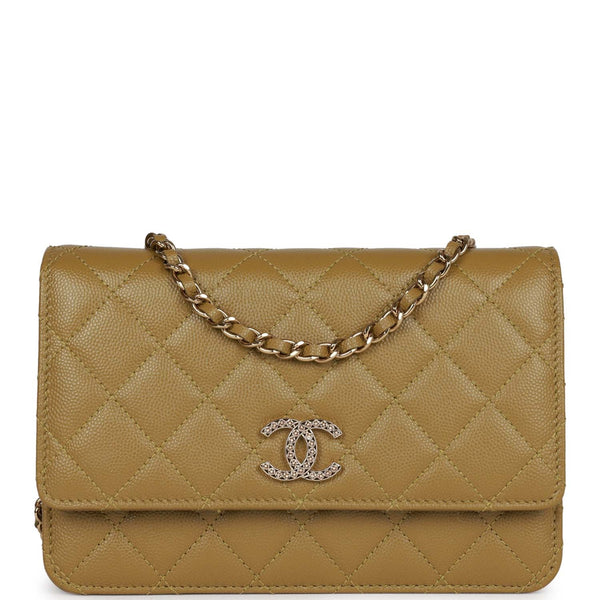 Chanel Pink Caviar Quilted CC Wallet On Chain Gold Hardware, 2022 Available  For Immediate Sale At Sotheby's