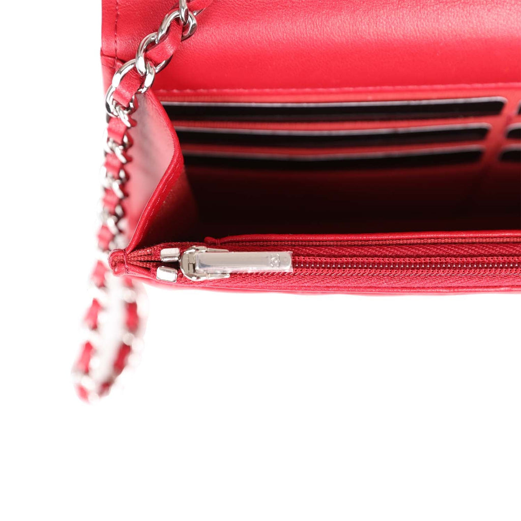 red chanel wallet chain