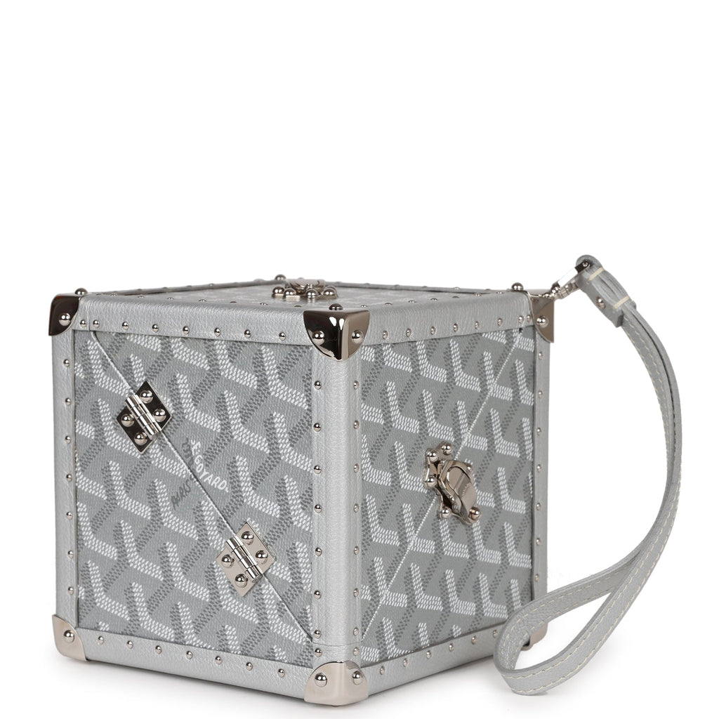 Goyard Dé Trunk Bag Metallic Silver Goyardine Palladium Hardware – Madison  Avenue Couture