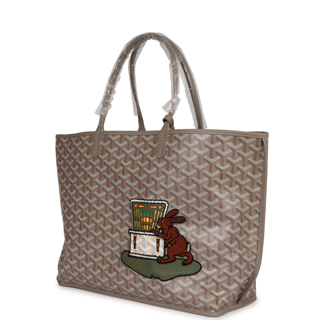 Shop GOYARD Goyard Embroidered Anjou PM Bag Khaki Pink 28cm by AripiLondon