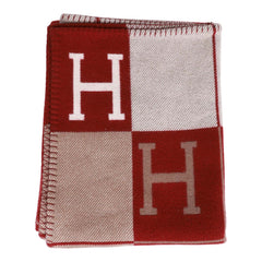 Hermès "Avalon III" Ecru and Rouge Blanket