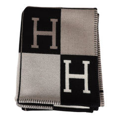 Hermes "Classic Avalon" Ecru and Black Wool Blanket
