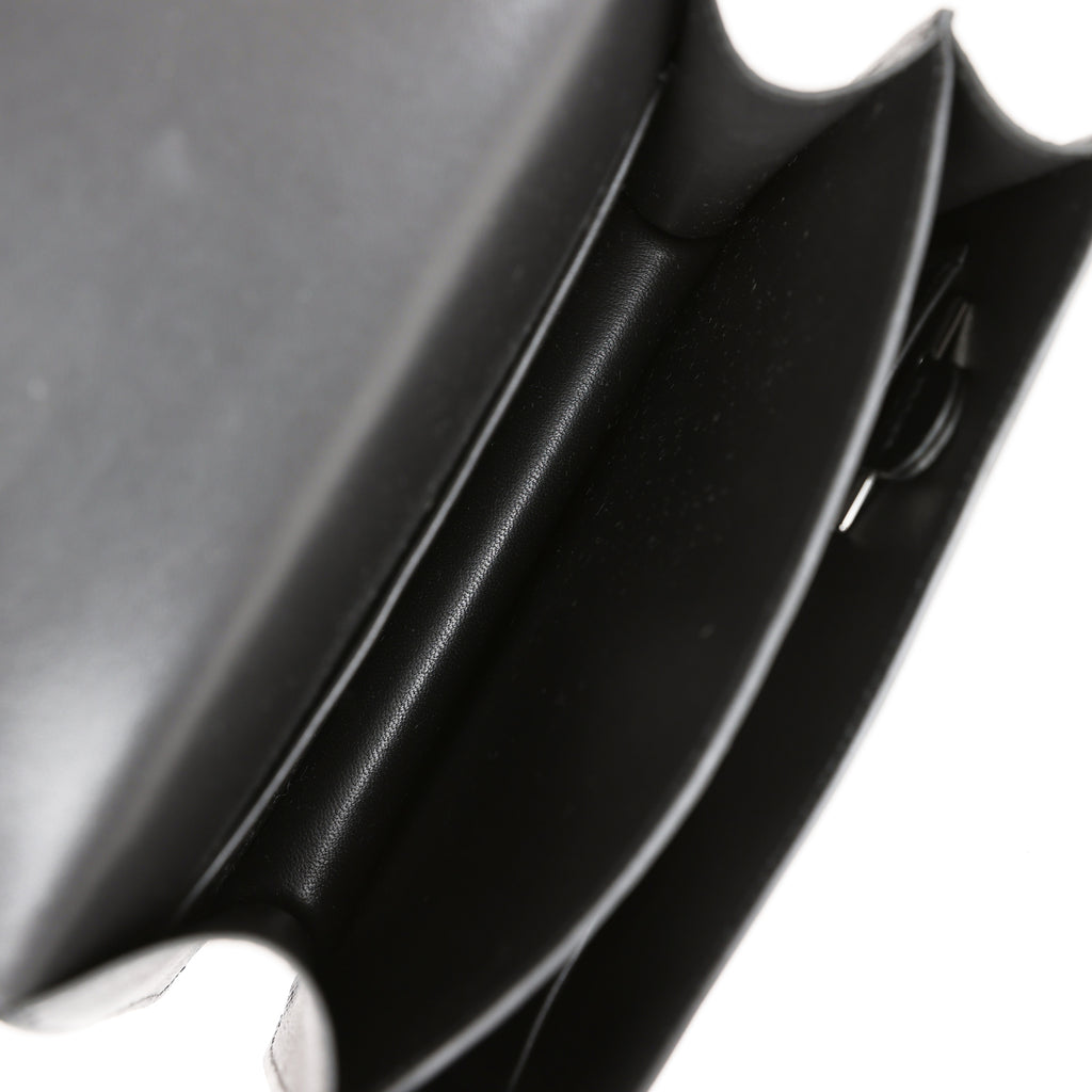 NEW HERMES CONSTANCE 18 BLACK Tadelakt Lizard Palladium Hardware 2023 –  Empire Lusso