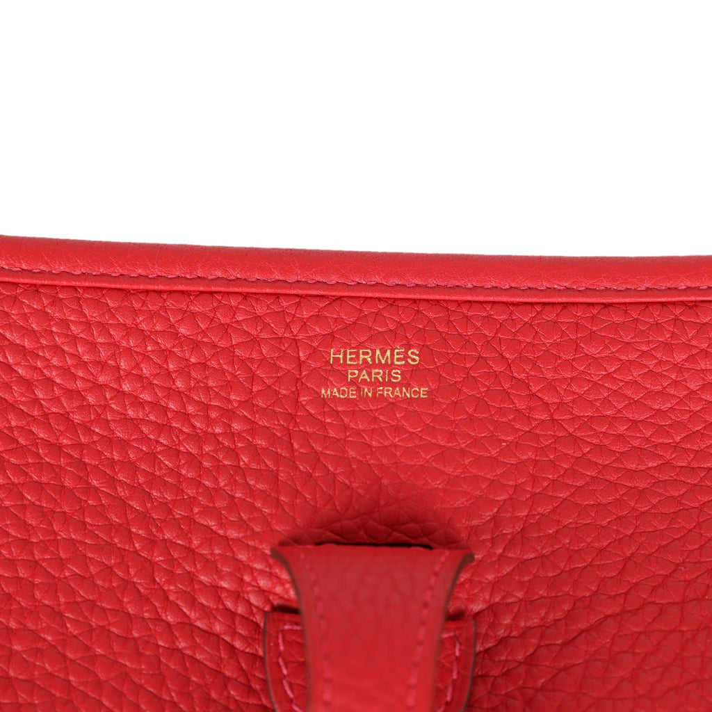 Hermès Gold Taurillon Clemence Evelyne III 29 PM Silver Hardware 862718