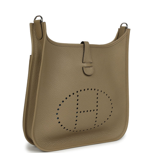 Pre-owned Hermes Evelyne III PM Beige Marfa Clemence Palladium Hardware