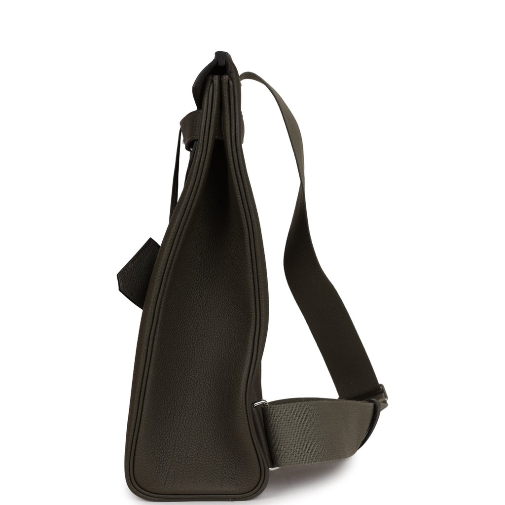 Hermes Hac A Dos GM Backpack Vert De Gris Togo Palladium Hardware – Madison  Avenue Couture