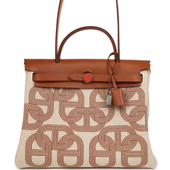 Hermes Special Order (HSS) Herbag Zip PM 31 "Circuit 24" Fauve and Ecru Toile H Canvas and Fauve Hunter Lacquered Palladium Hardware