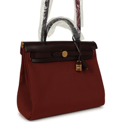 Hermes Herbag Zip 31 PM Rouge H Militaire Canvas, Rouge Sellier Vache Hunter Gold Hardware