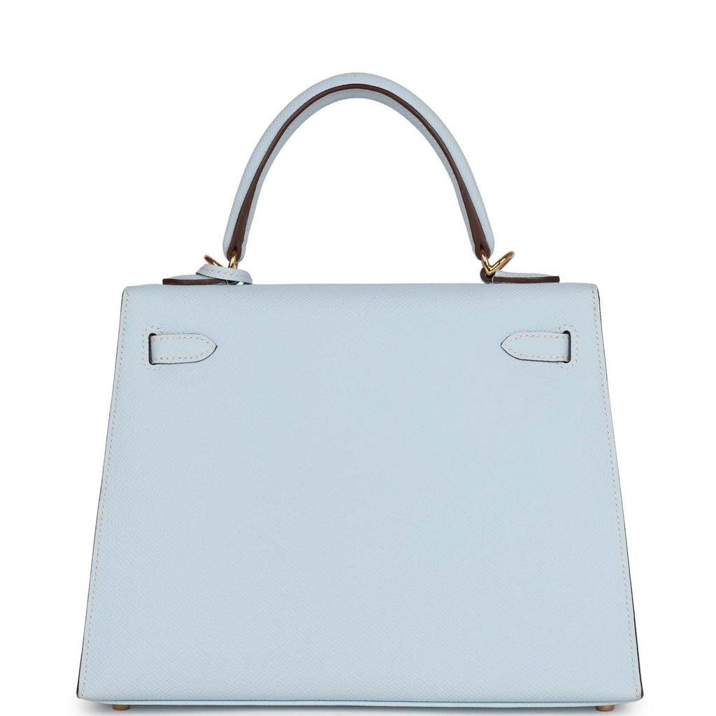 What's your favorite size Kelly? We're loving this Bleu Brume Epsom Sellier  Kelly 25cm