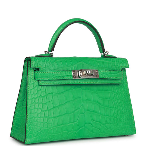 Kelly bags in barenia calfskin and Lydie in Hermès crocodile
