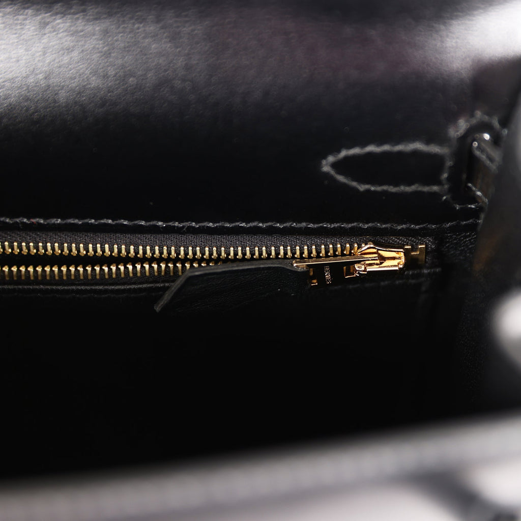 Hermès Kelly 25 Noir (Black) Sellier Box Gold Hardware GHW — The