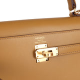 Hermes Kelly Sellier 25 Poussière Tadelakt Gold Hardware