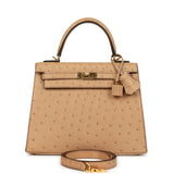 Pre-owned Hermes Kelly Sellier 25 Chai Ostrich Gold Hardware