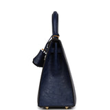 Hermes Special Order (HSS) Kelly Sellier 25 Gris Agate, Bleu Iris Ostrich Brushed Gold Hardware - Thumbnail View 4